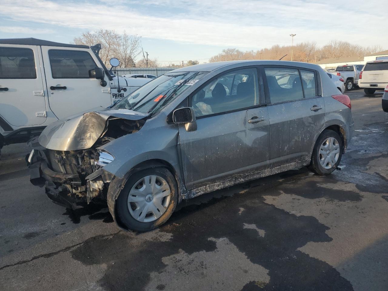 2011 Nissan Versa - Image 1