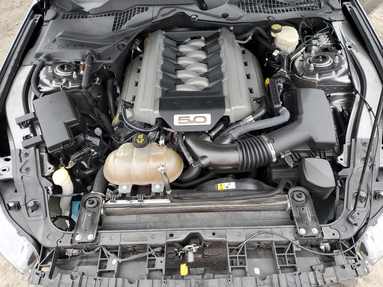 2015 Ford Mustang - Image 11