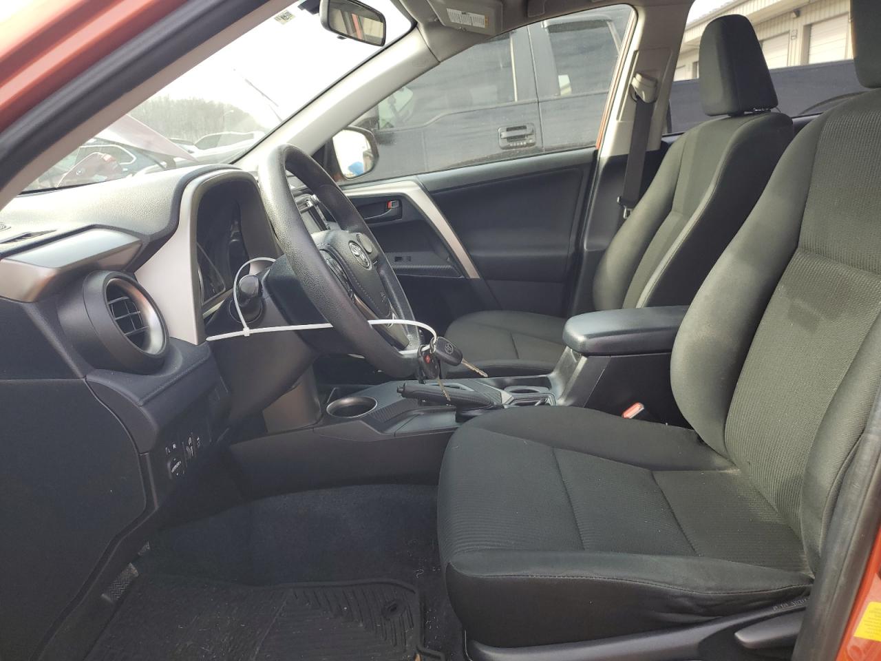2015 Toyota RAV 4 - Image 7