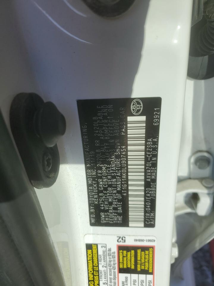 2020 Toyota Camry - Image 12