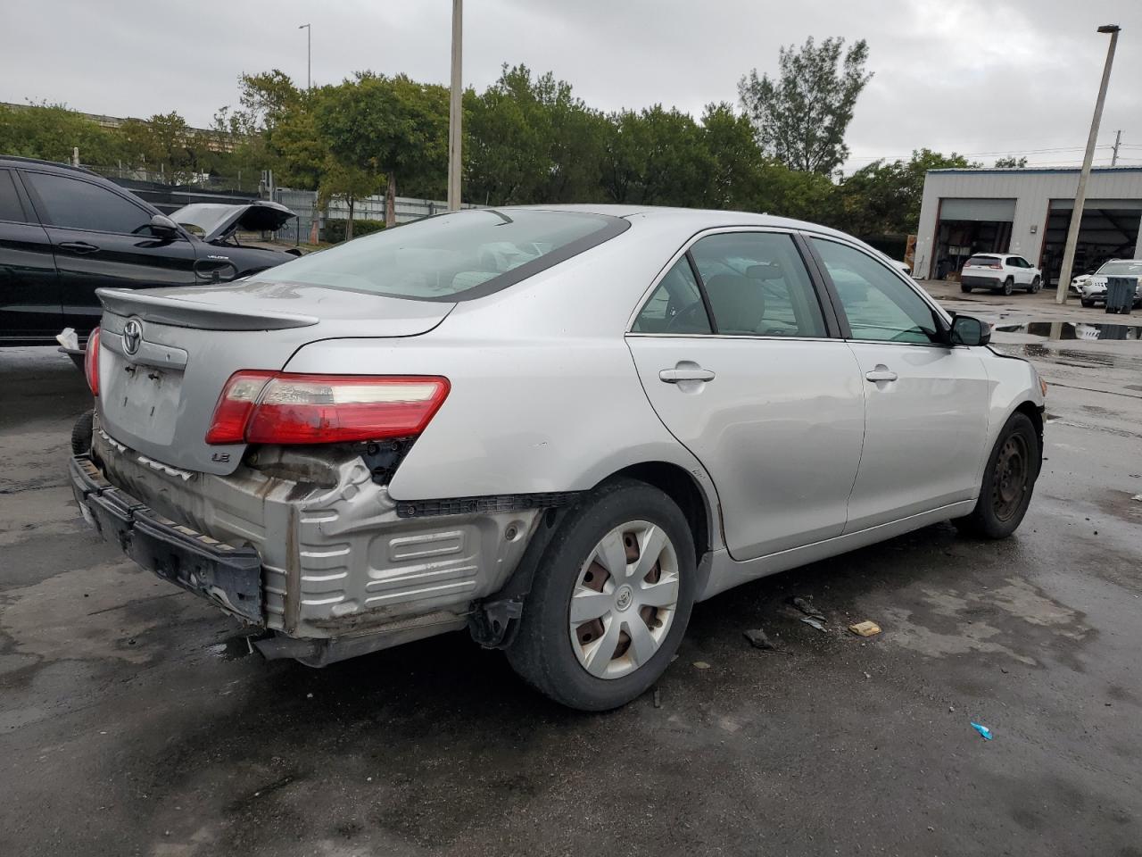 2009 Toyota Camry - Image 3