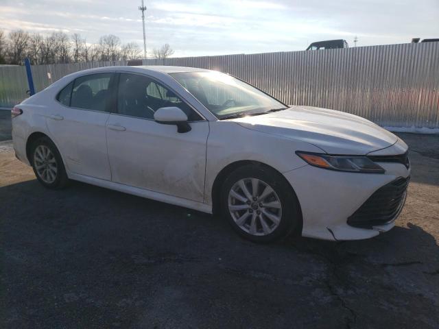 TOYOTA CAMRY 2018 Biały