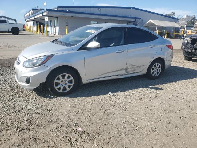  HYUNDAI ACCENT 2012 Srebrny