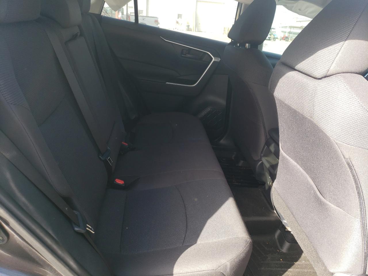 2021 Toyota RAV 4 - Image 11