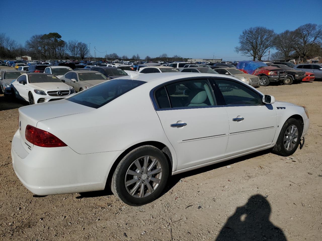 2009 Buick Lucerne - Image 3