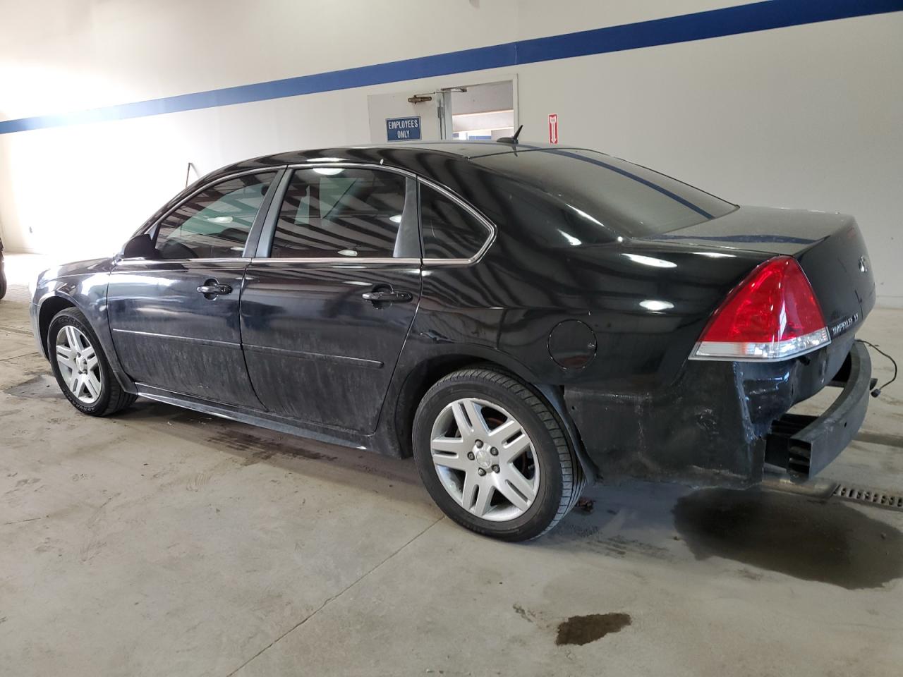 2016 Chevrolet Impala - Image 2