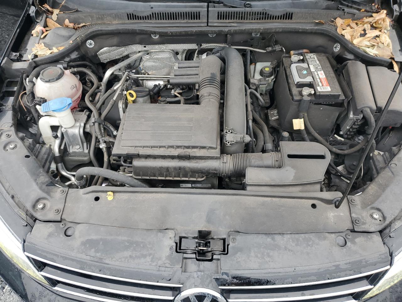 2018 Volkswagen Jetta - Image 11