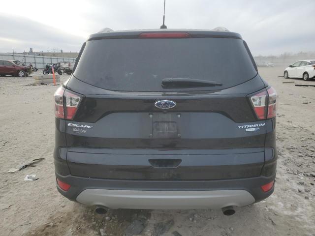  FORD ESCAPE 2017 Czarny