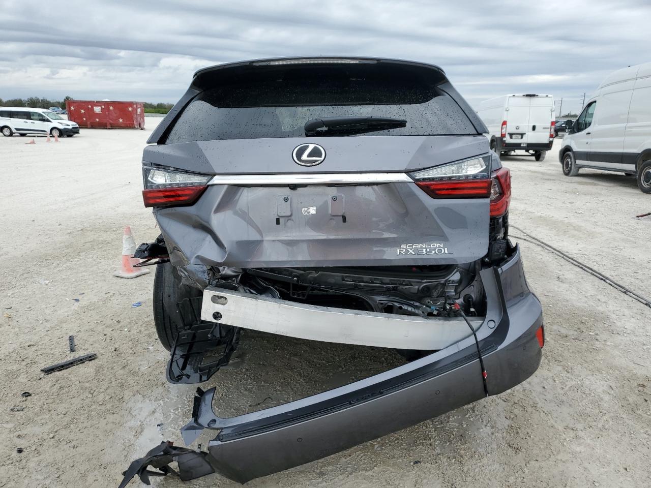 2021 Lexus RX - Image 6