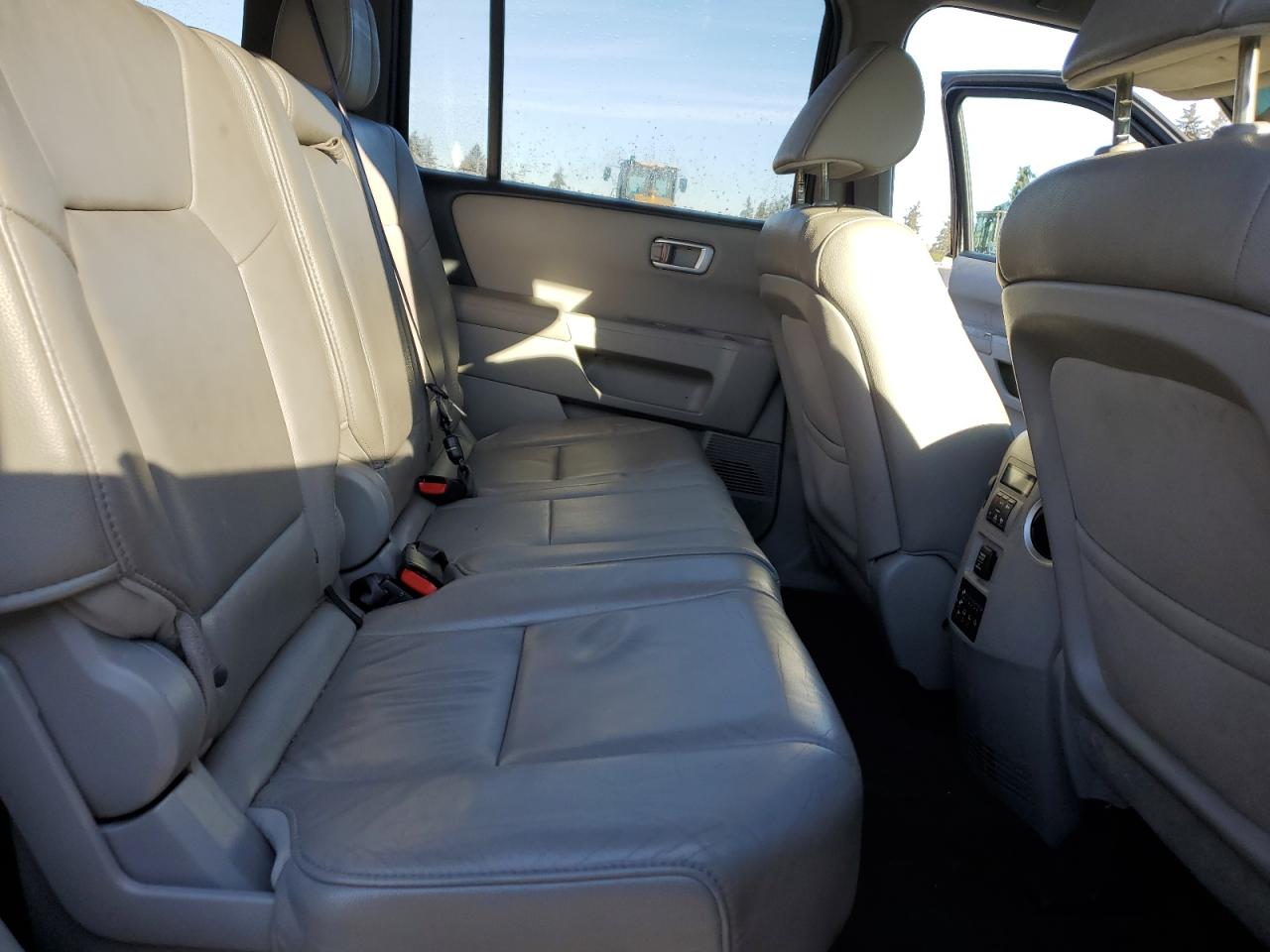 2012 Honda Pilot - Image 12