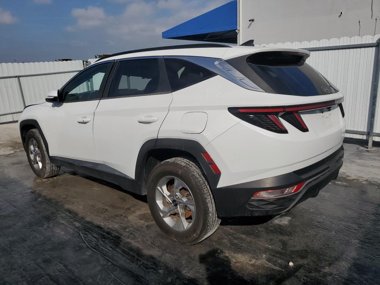 2022 Hyundai Tucson - Image 2