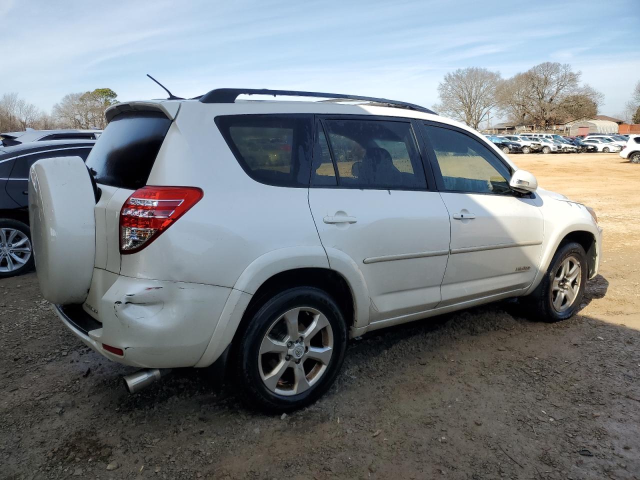 2010 Toyota RAV 4 - Image 3