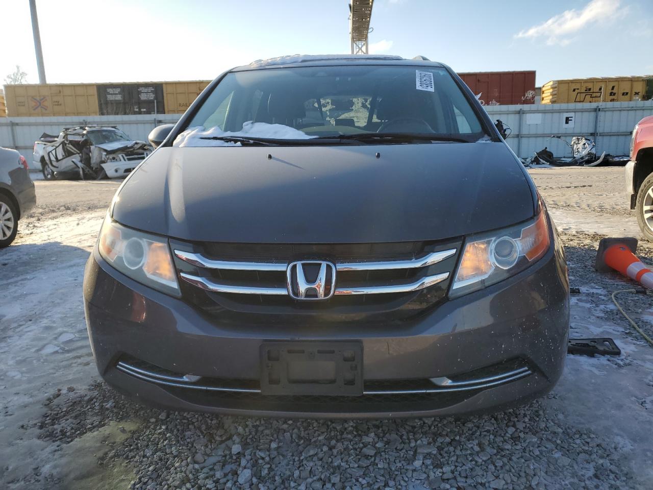 2014 Honda Odyssey - Image 5