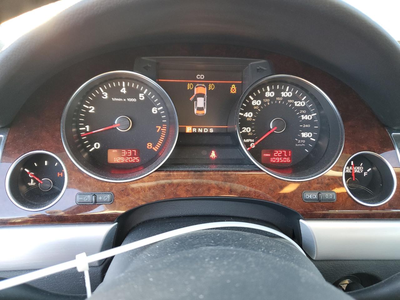 2010 Audi A8 - Image 9