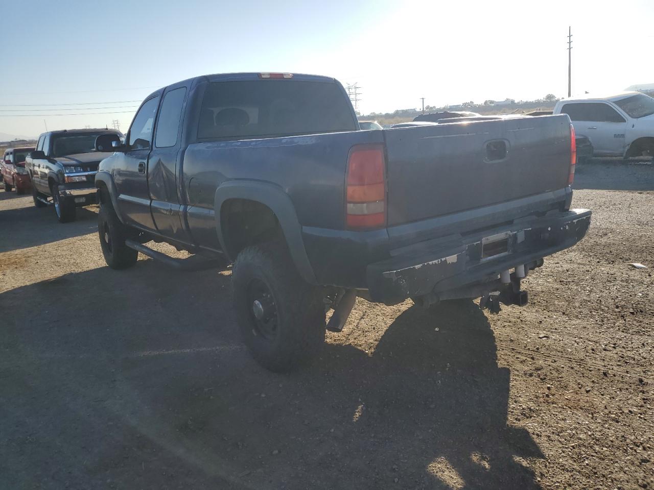 2001 Chevrolet Silverado - Image 2