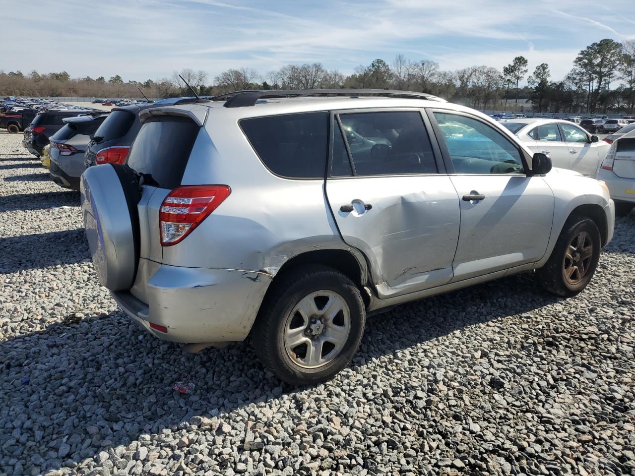 2011 Toyota RAV 4 - Image 3