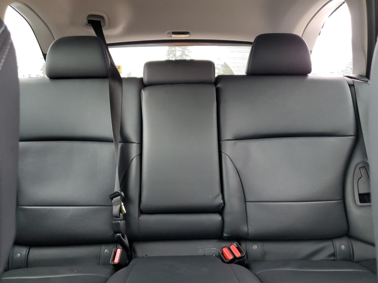 2016 Subaru Outback - Image 10