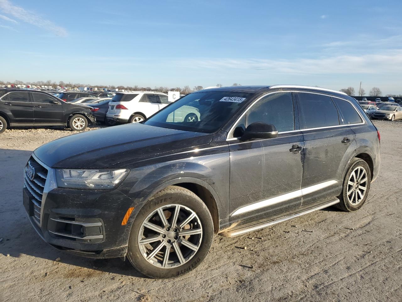 2017 Audi Q7 - Image 1