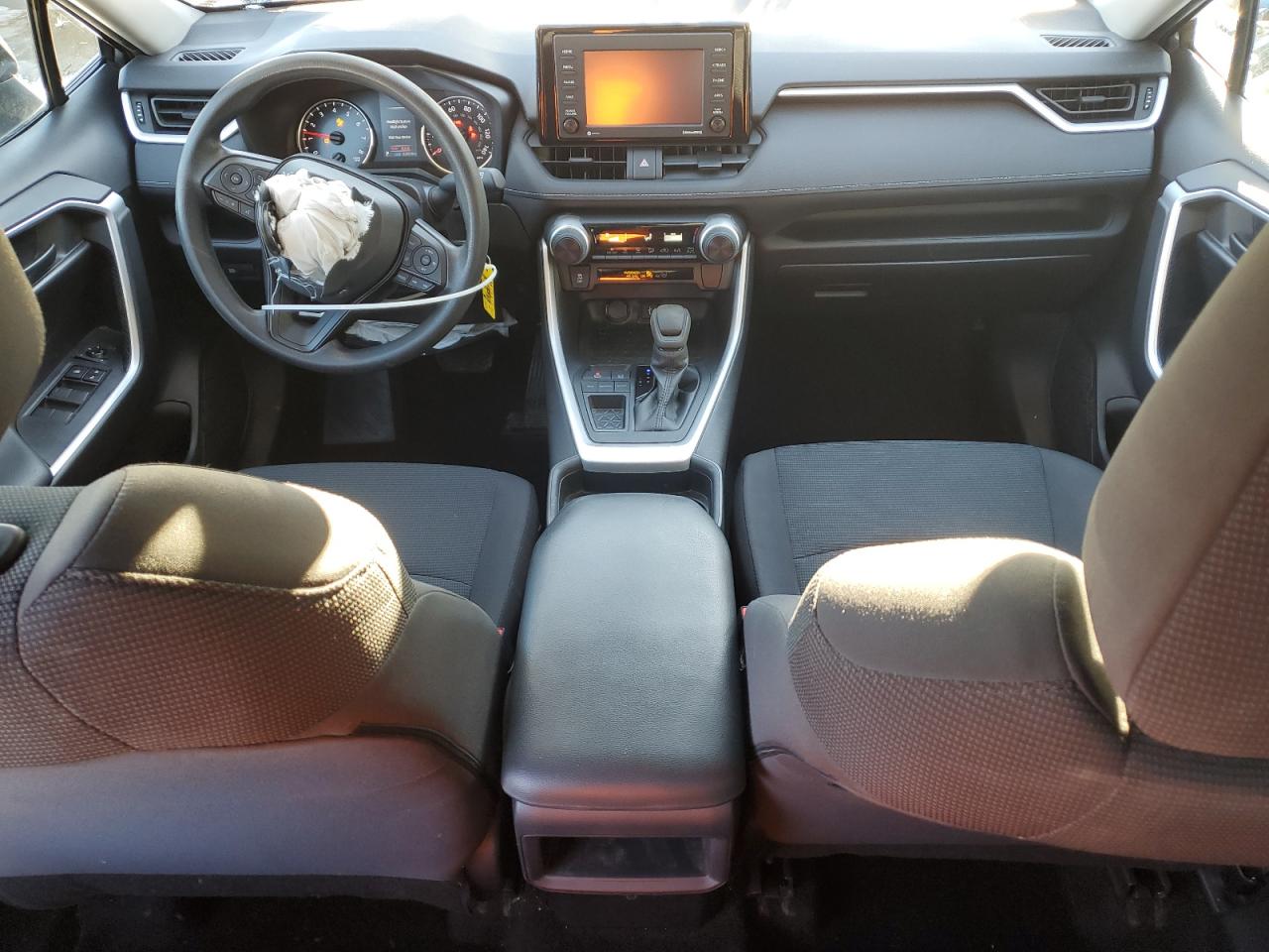 2021 Toyota RAV 4 - Image 8