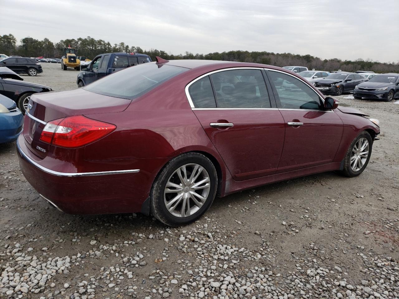 2013 Hyundai Genesis - Image 3