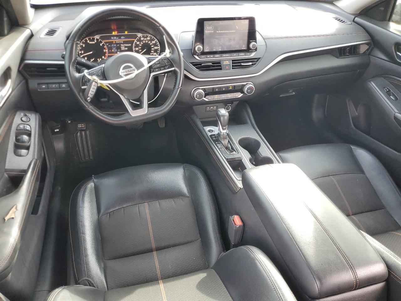 2020 Nissan Altima - Image 8