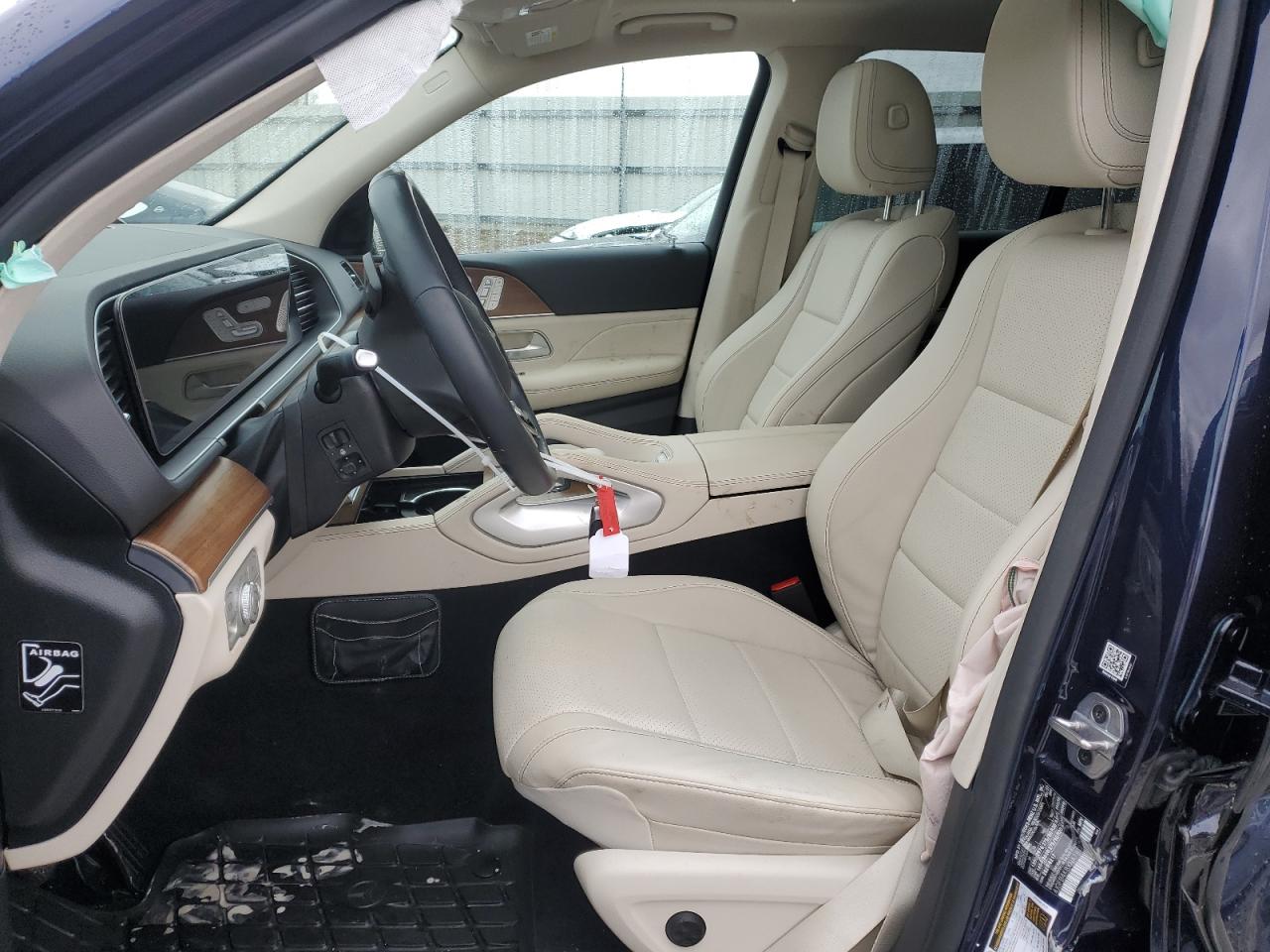 2022 Mercedes-Benz GLE - Image 7