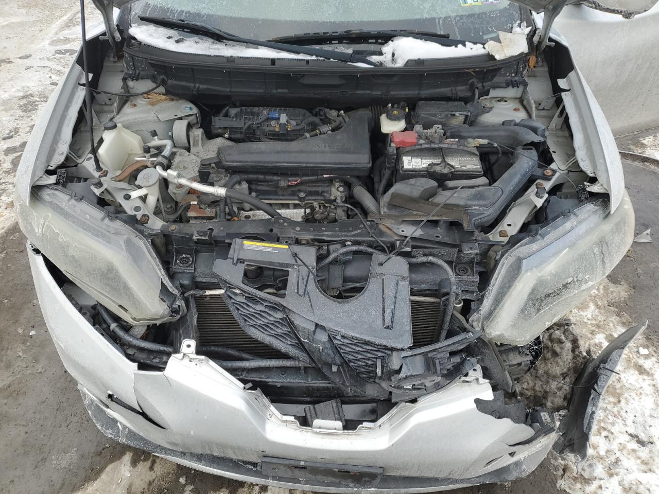 2015 Nissan Rogue - Image 14