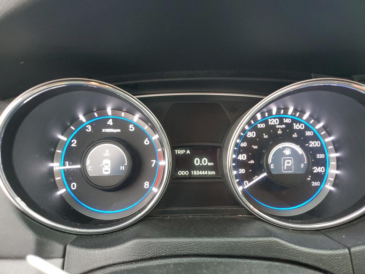 2013 Hyundai Sonata - Image 9