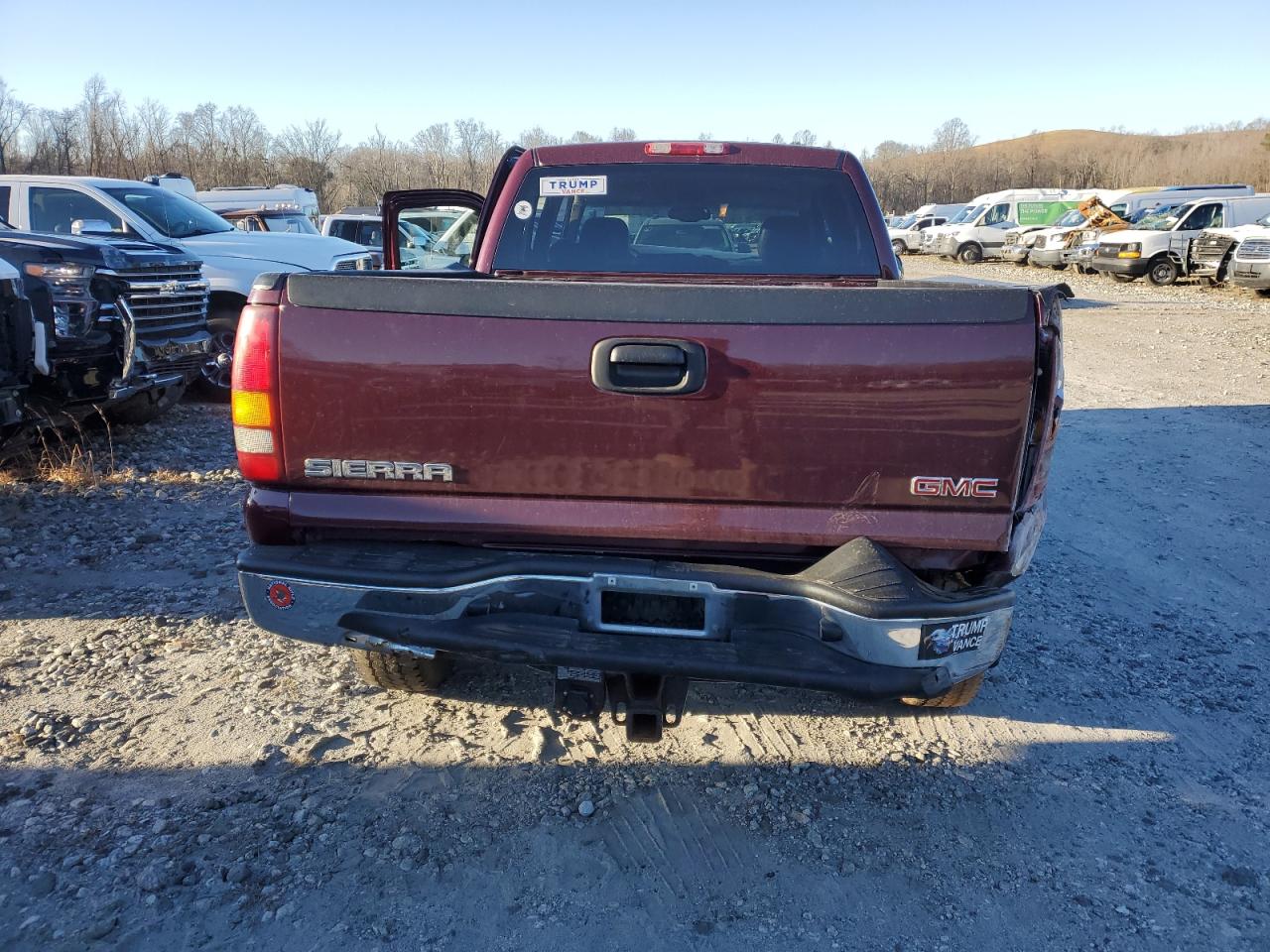 2003 GMC Sierra - Image 6