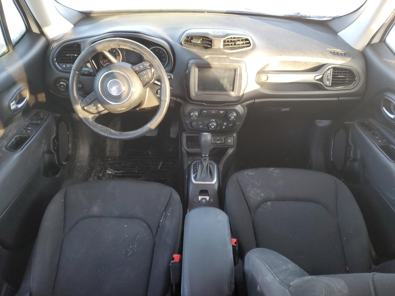 2018 Jeep Renegade - Image 8