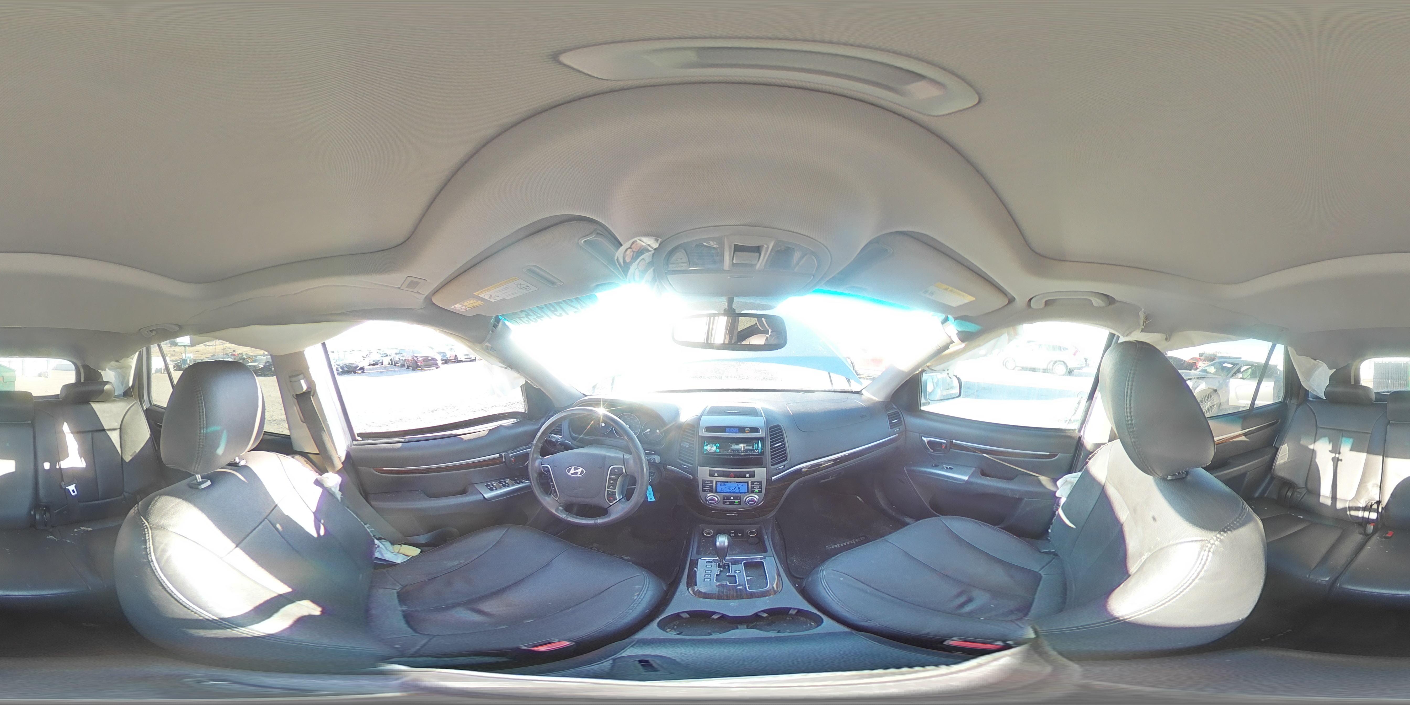 2011 Hyundai Santa Fe - Image 14