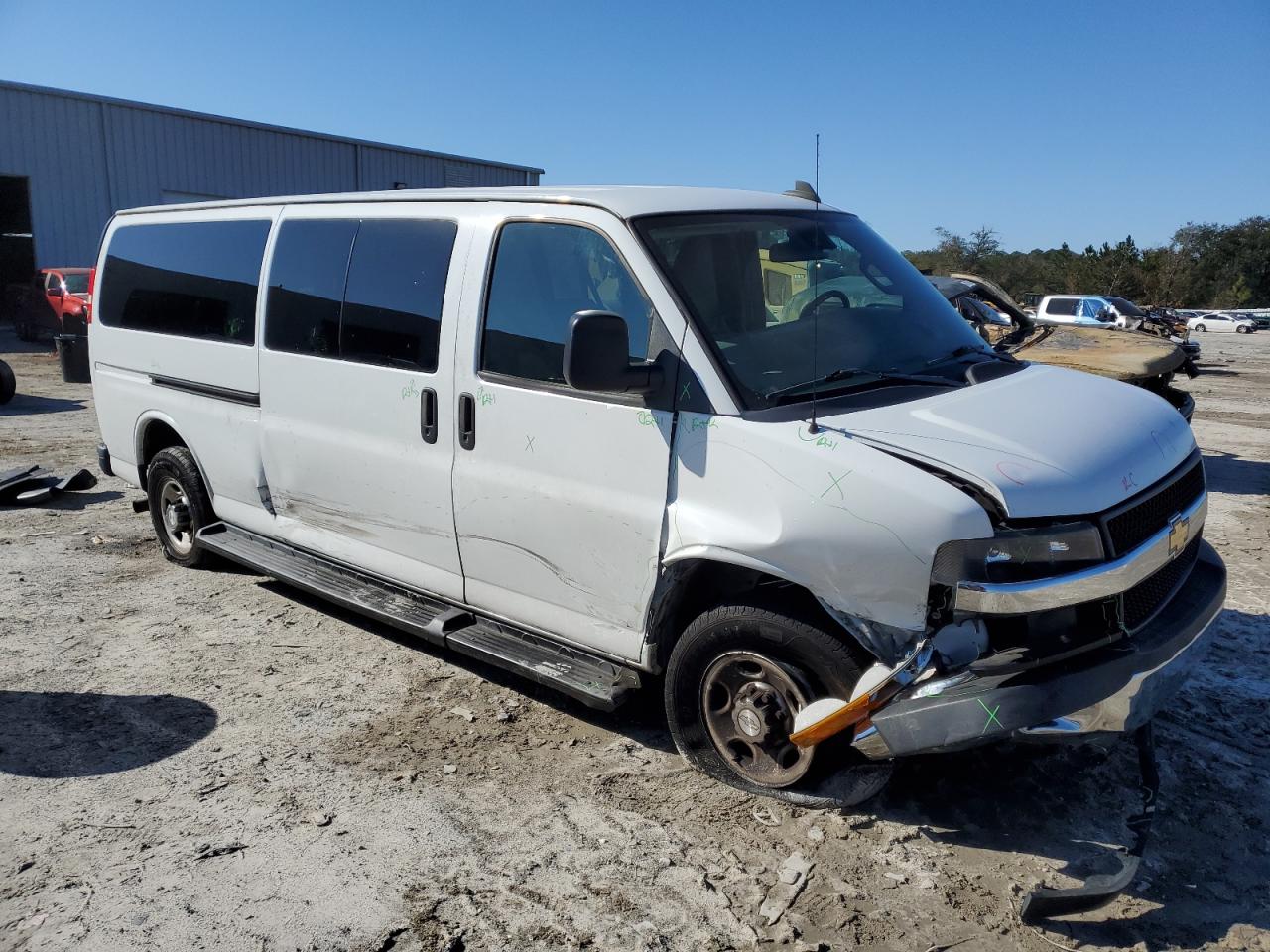 2019 Chevrolet Express - Image 4