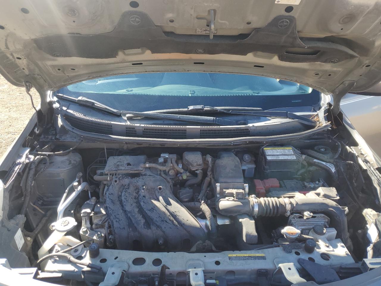 2015 Nissan Versa - Image 11