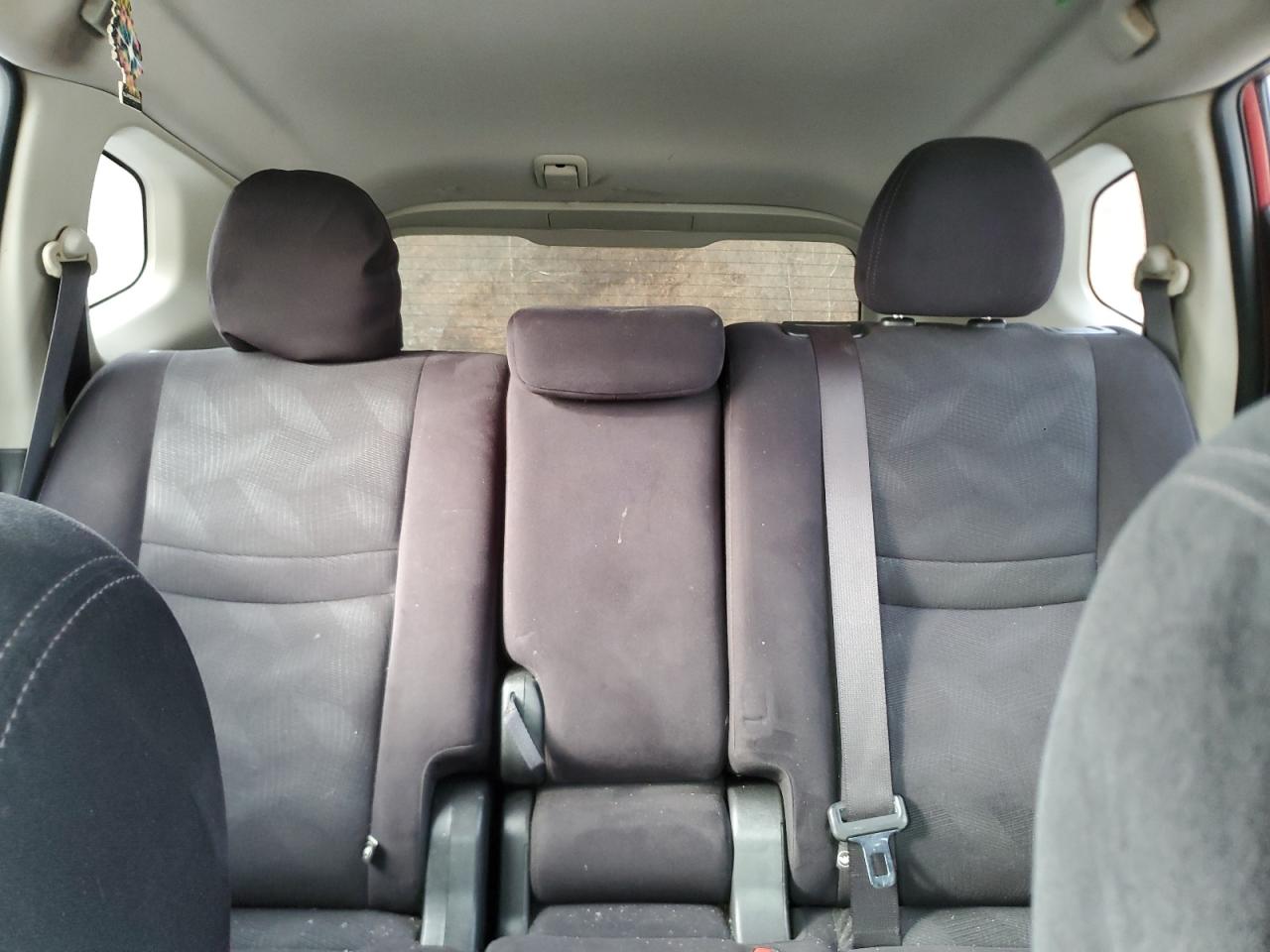 2016 Nissan Rogue - Image 10