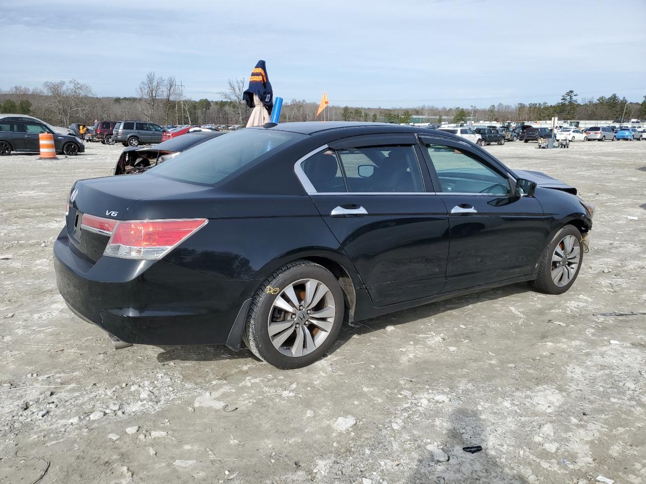 2011 Honda Accord - Image 3