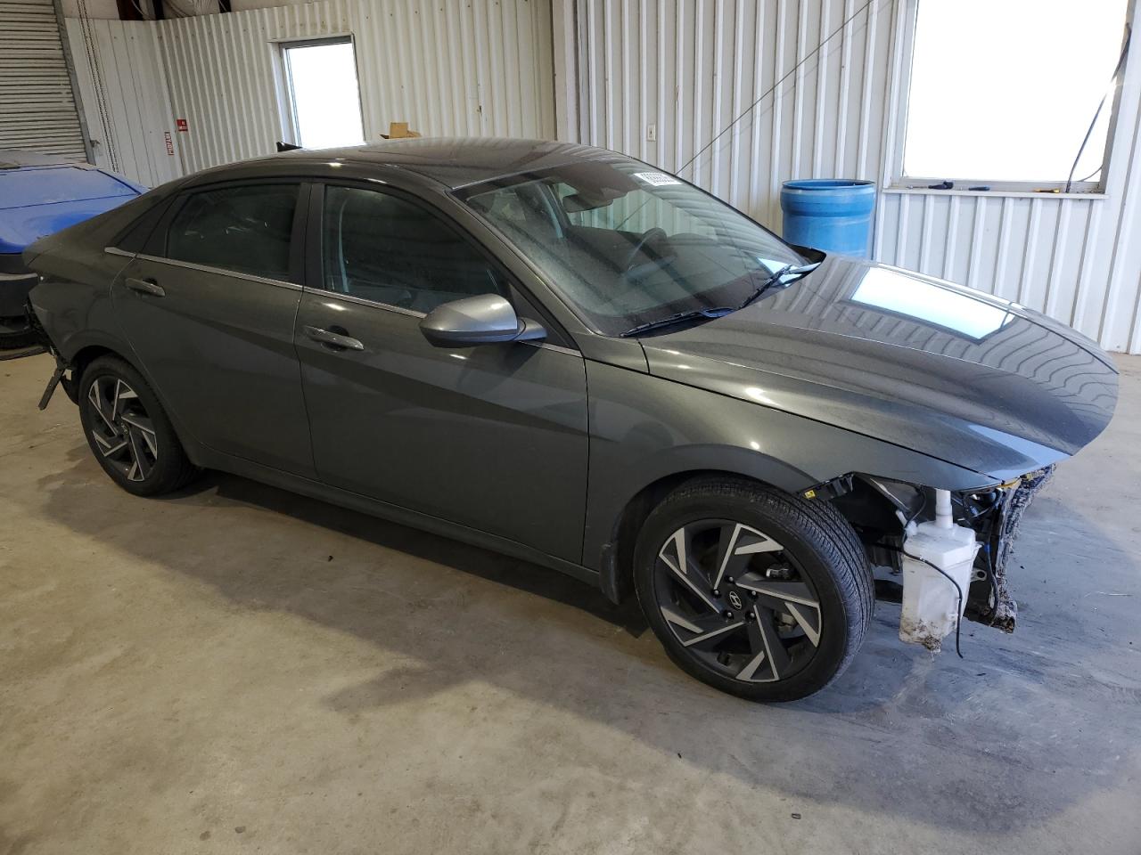 2024 Hyundai Elantra - Image 4