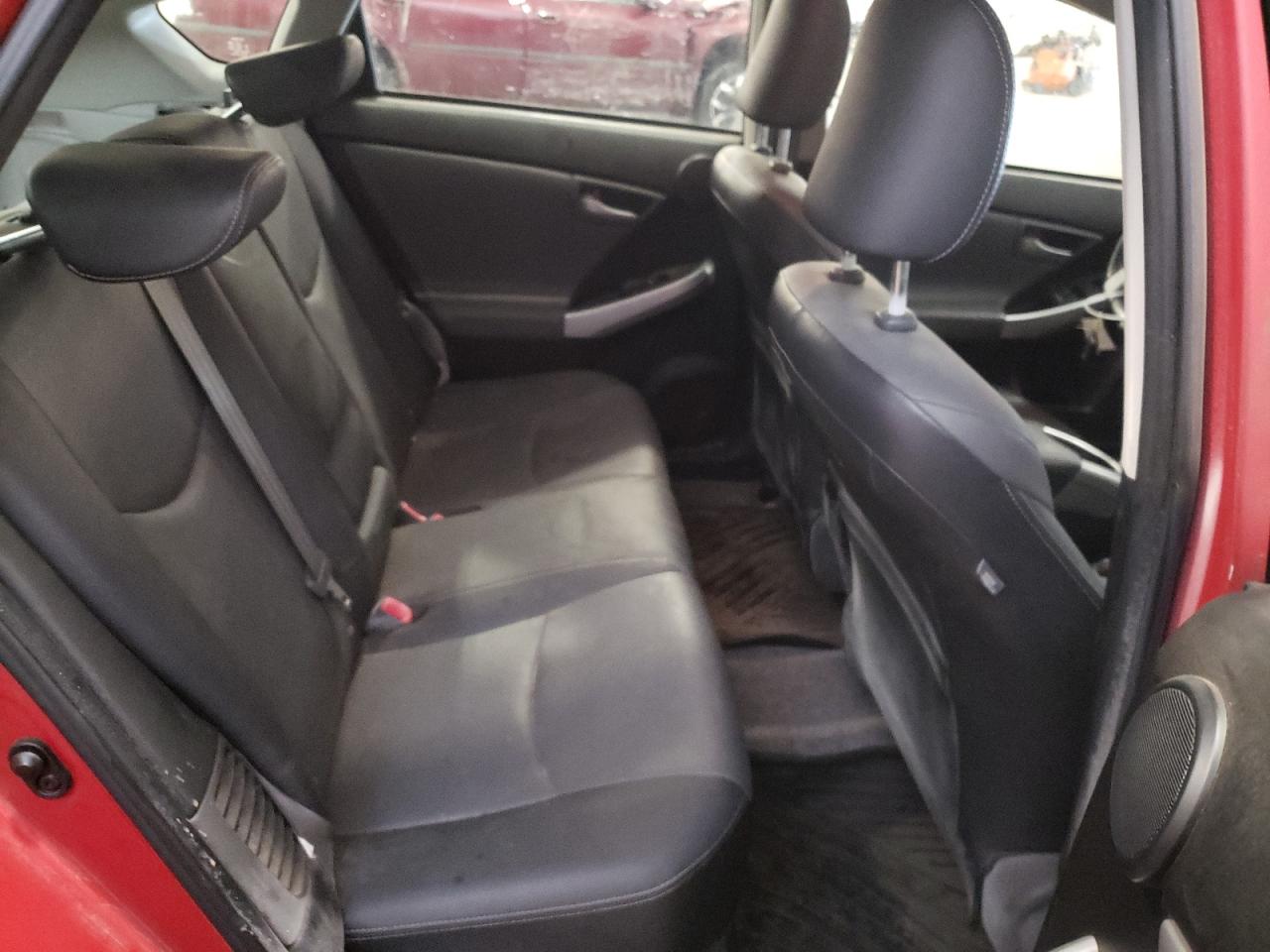 2015 Toyota Prius - Image 10