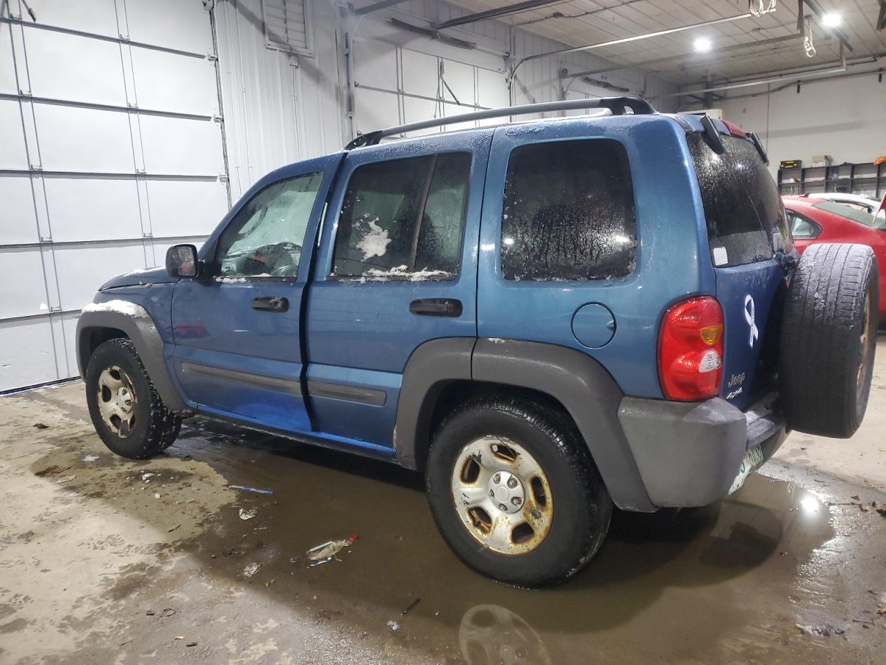 2004 Jeep Liberty (North America) - Image 2