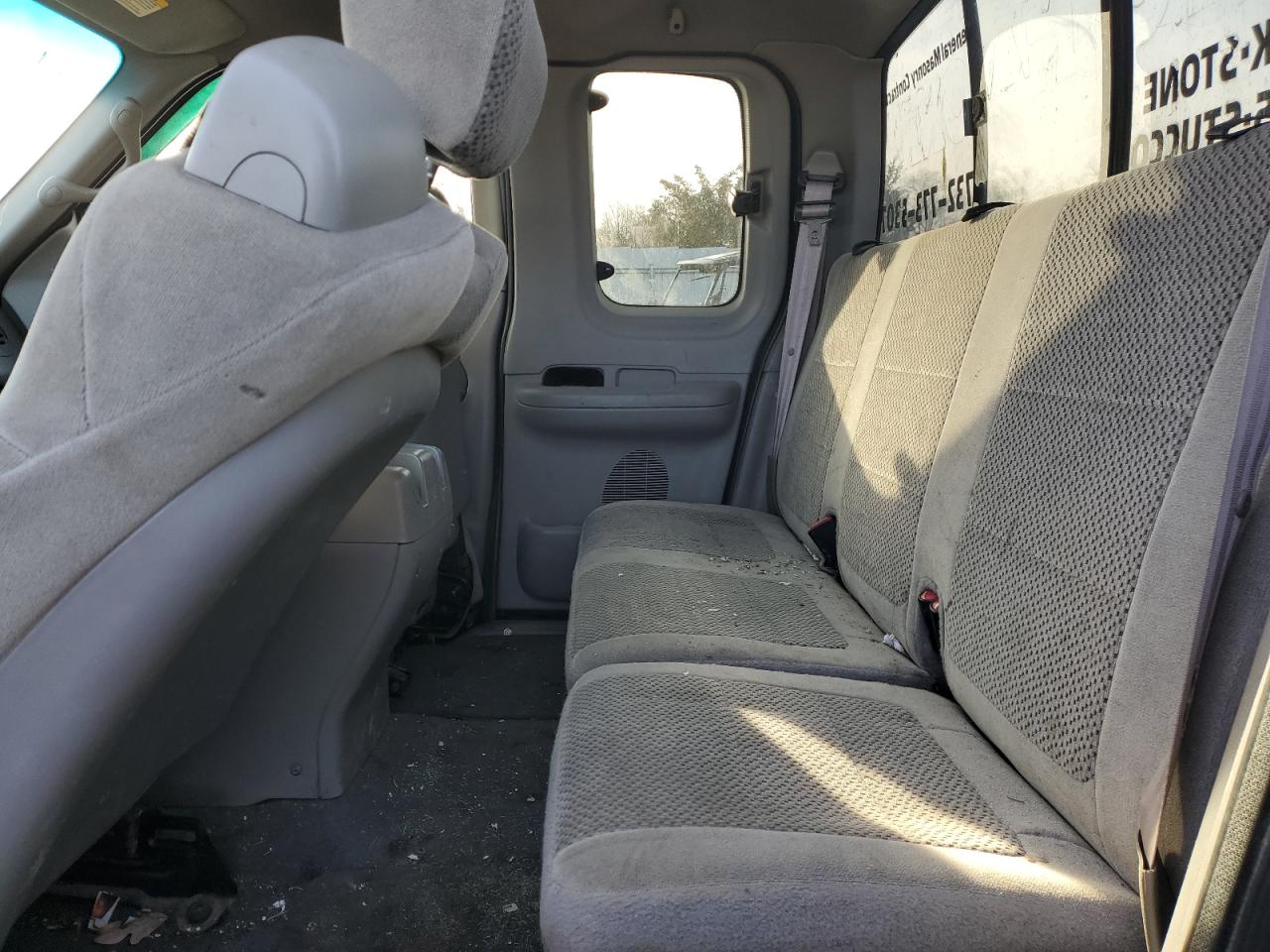 2001 Ford F-150 - Image 10
