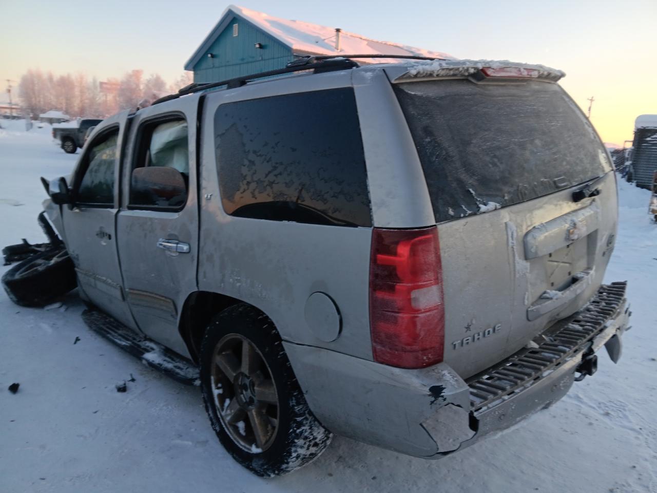 2009 Chevrolet Tahoe - Image 2