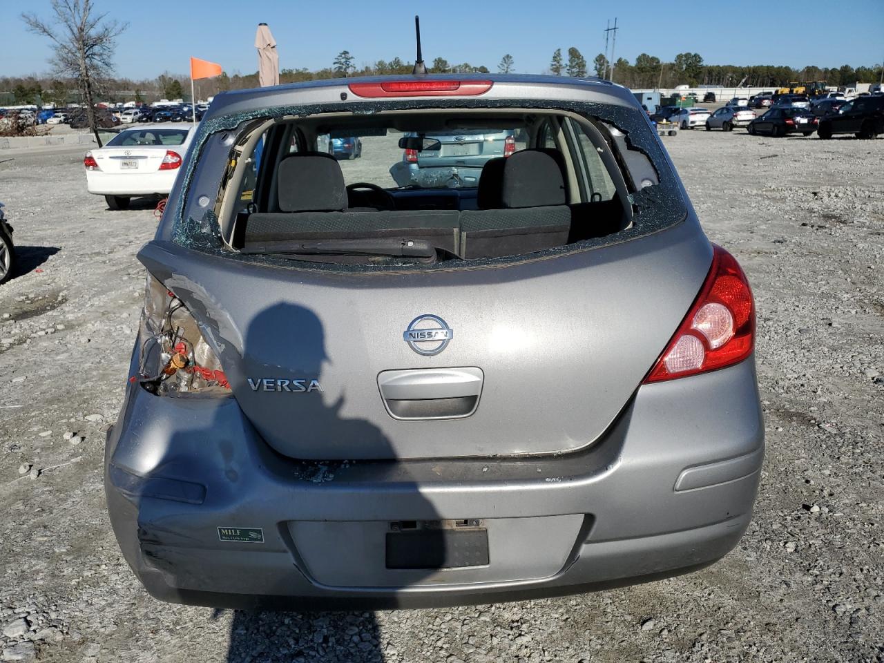 2012 Nissan Versa - Image 6