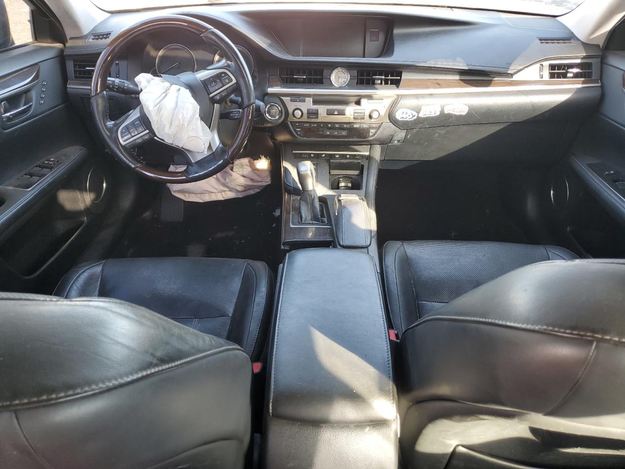 2016 Lexus ES - Image 8