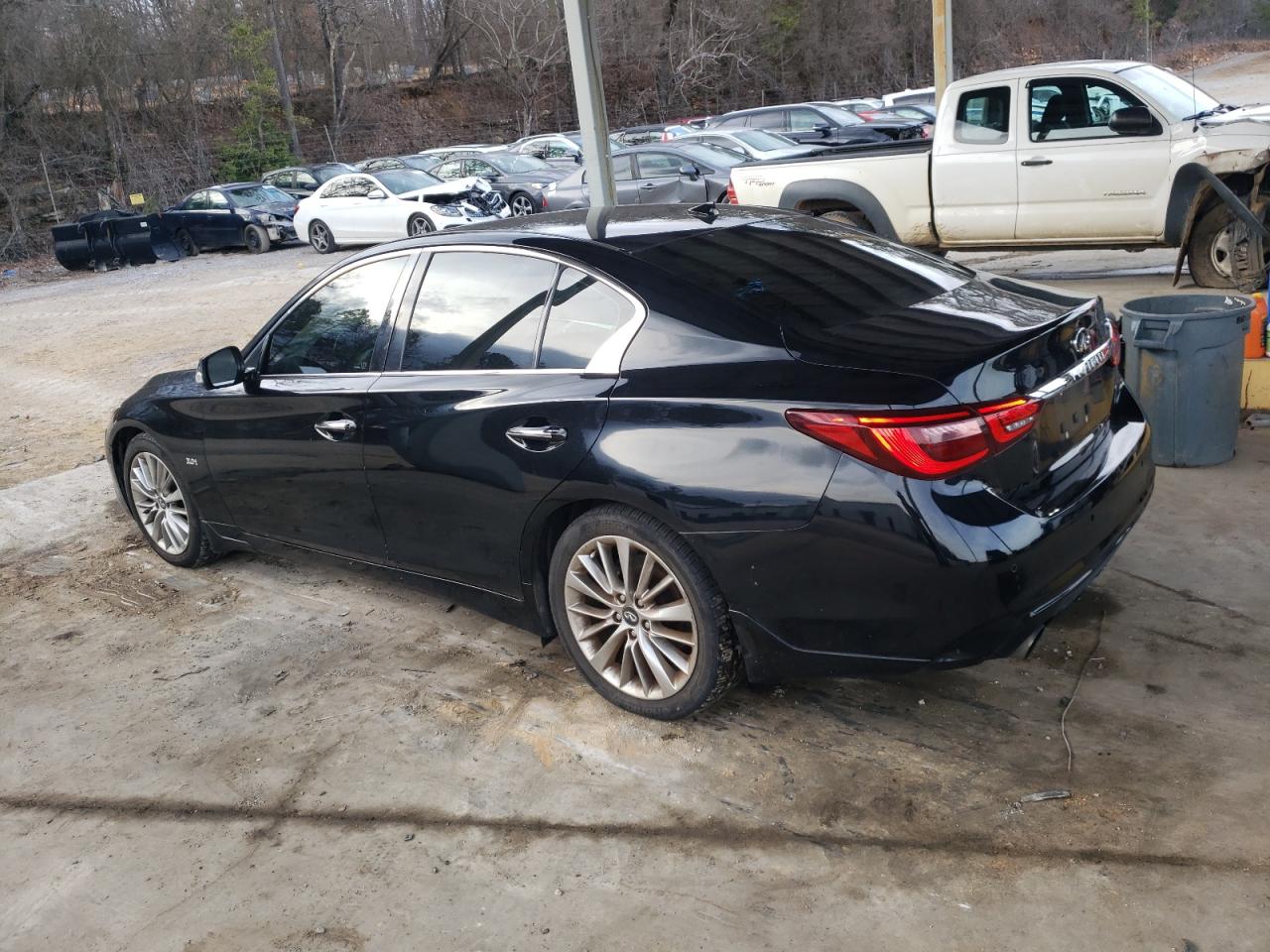 2018 Infiniti Q50 - Image 2