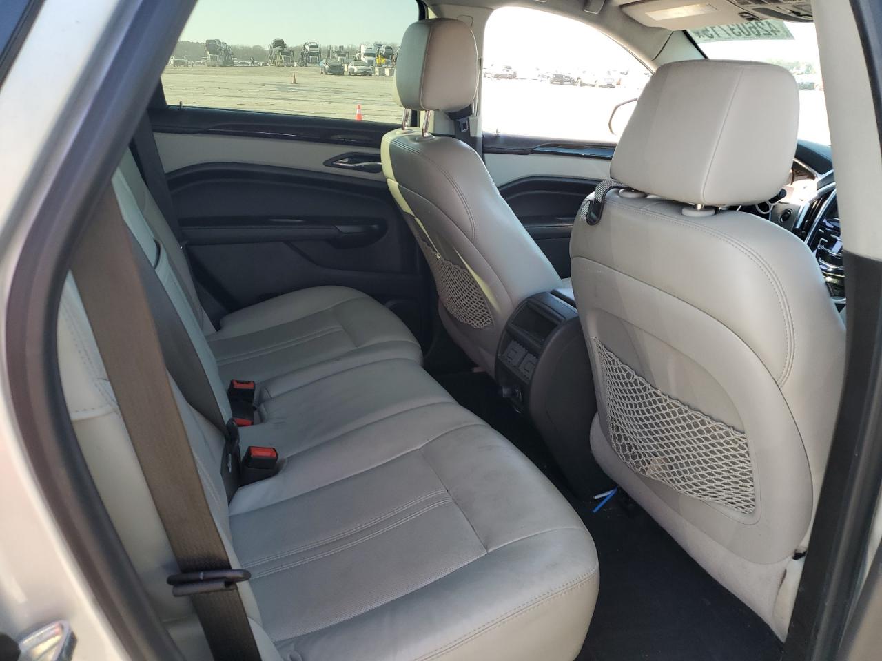 2014 Cadillac SRX - Image 10