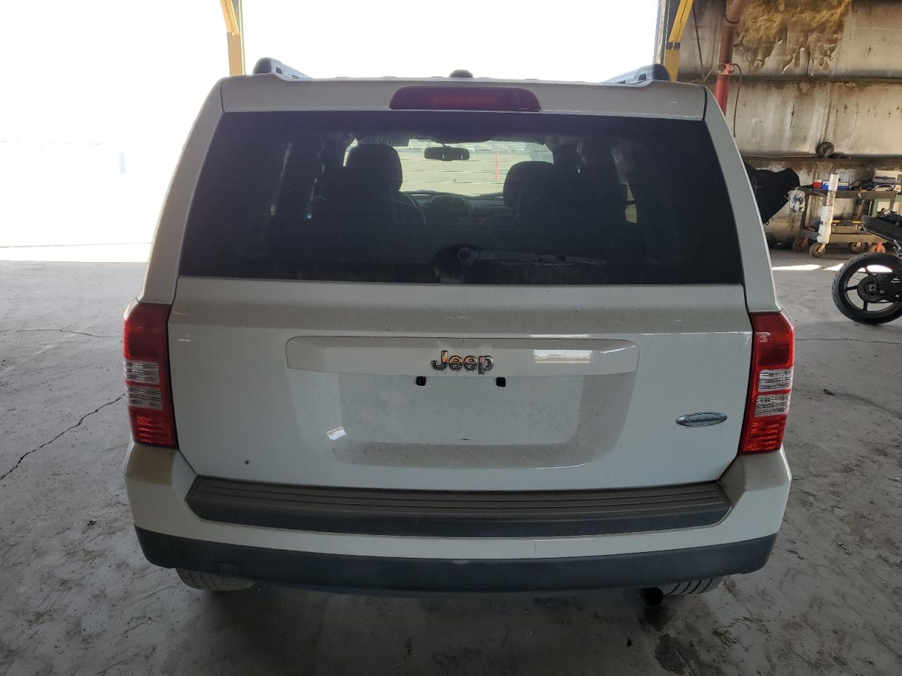 VIN 1C4NJPFA7GD612906 2016 JEEP PATRIOT no.6