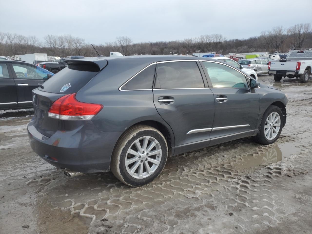 2011 Toyota Venza - Image 3