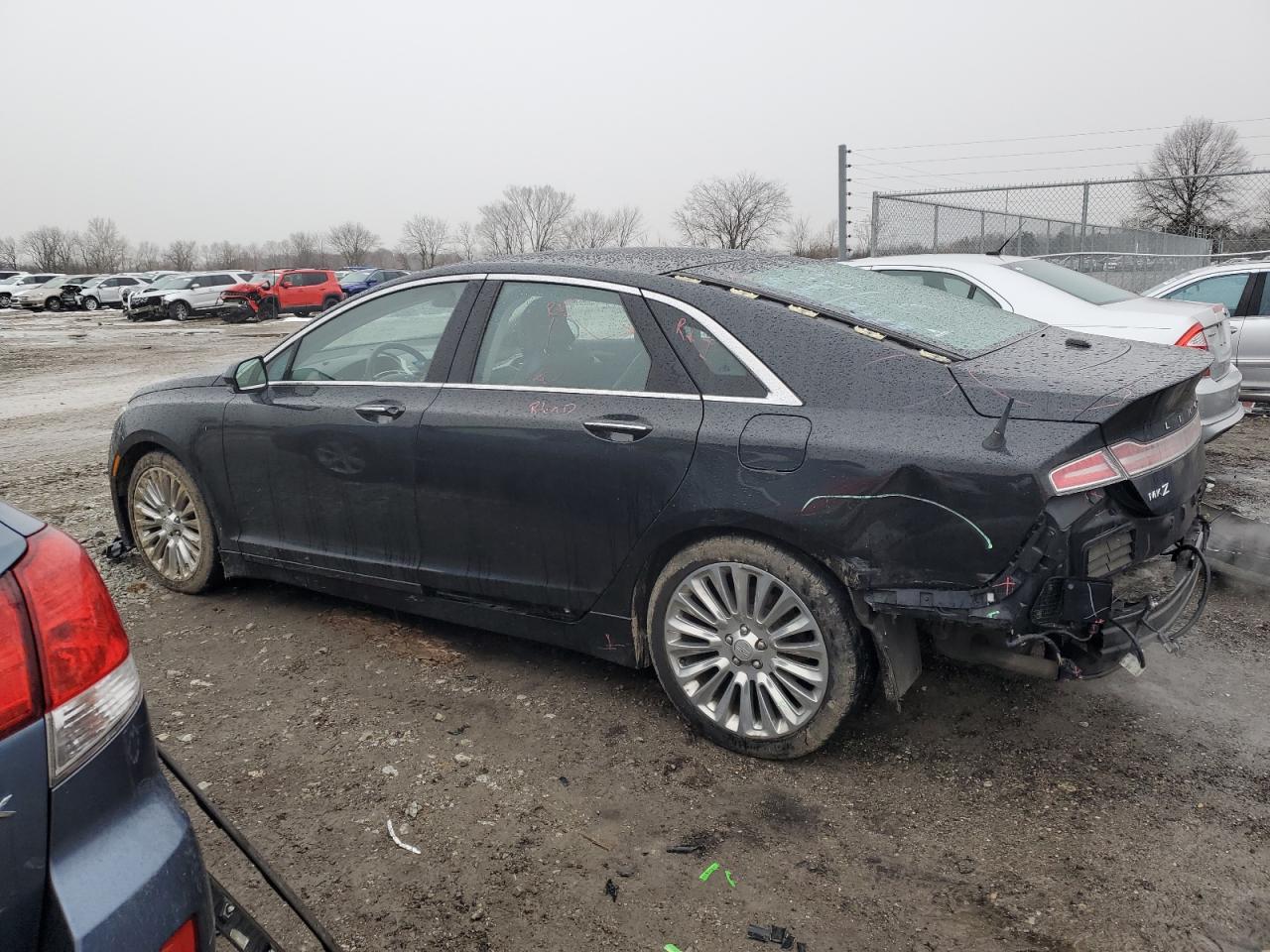 2014 Lincoln MKZ - Image 2