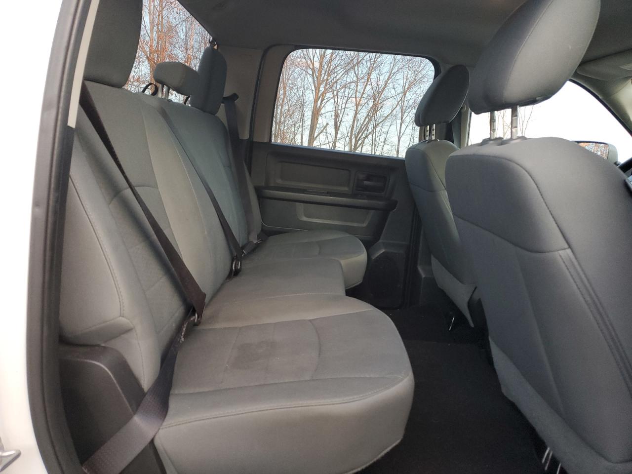 2015 RAM 1500 - Image 10