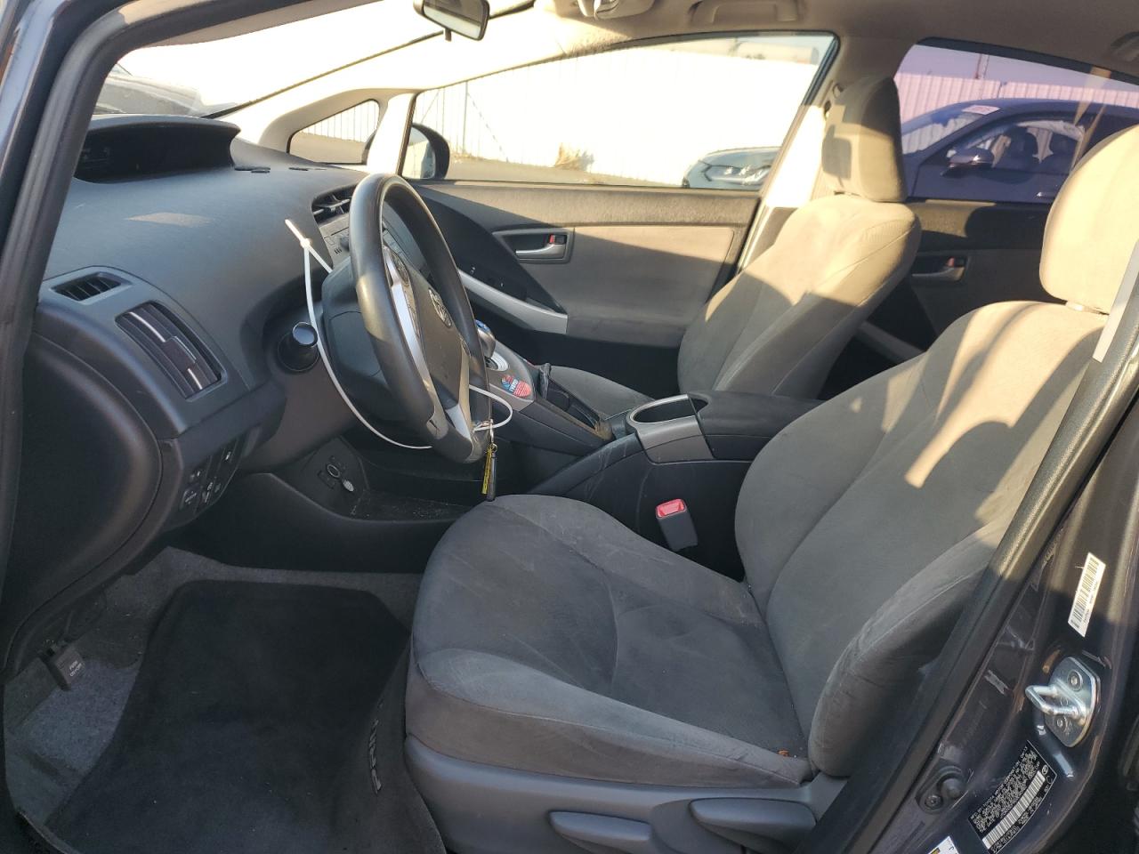 2013 Toyota Prius - Image 7