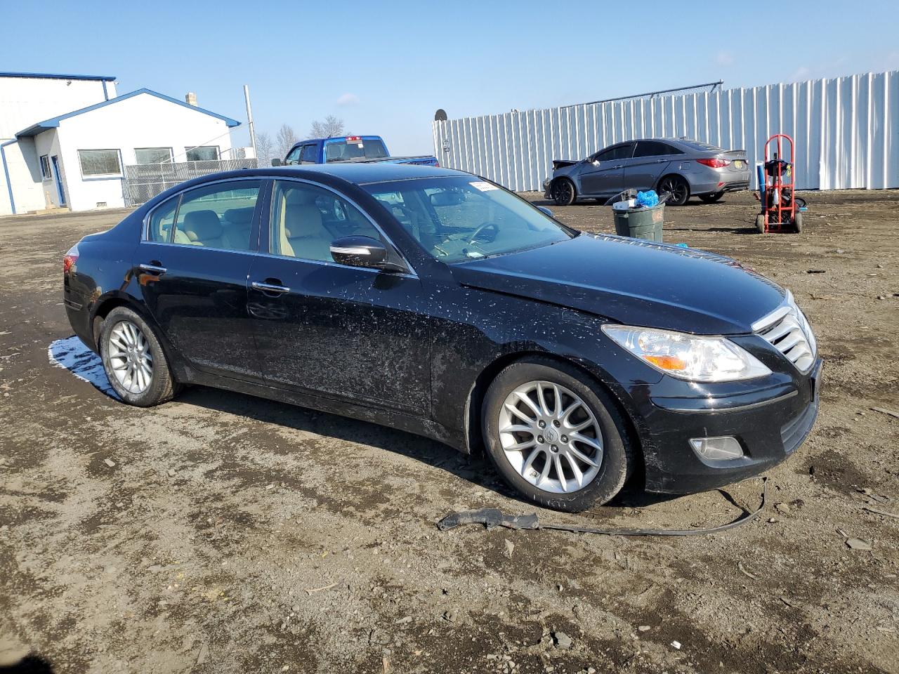 2011 Hyundai Genesis - Image 4